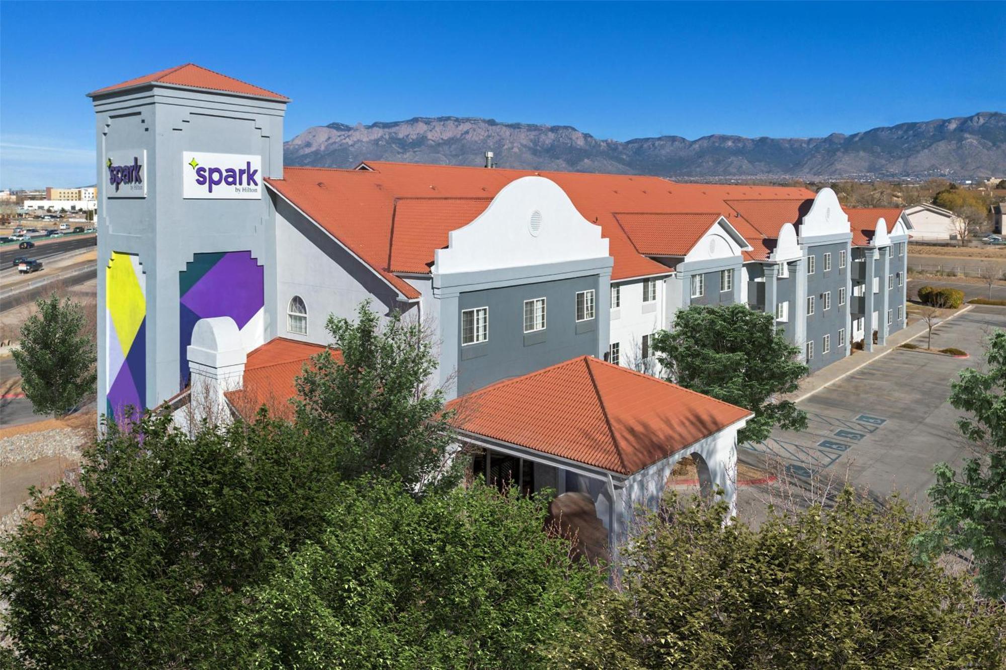 Spark By Hilton Albuquerque North I-25 Exterior photo